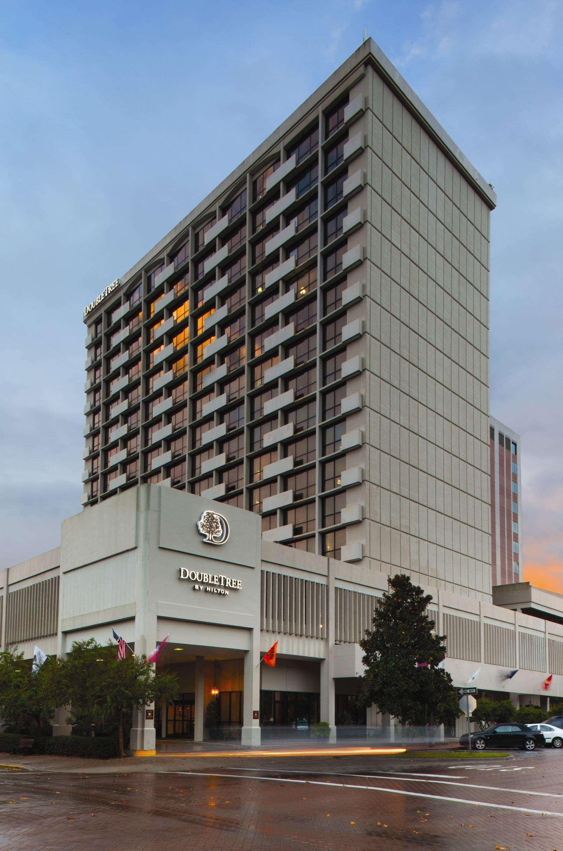 Doubletree By Hilton Hotel Tallahassee Bagian luar foto