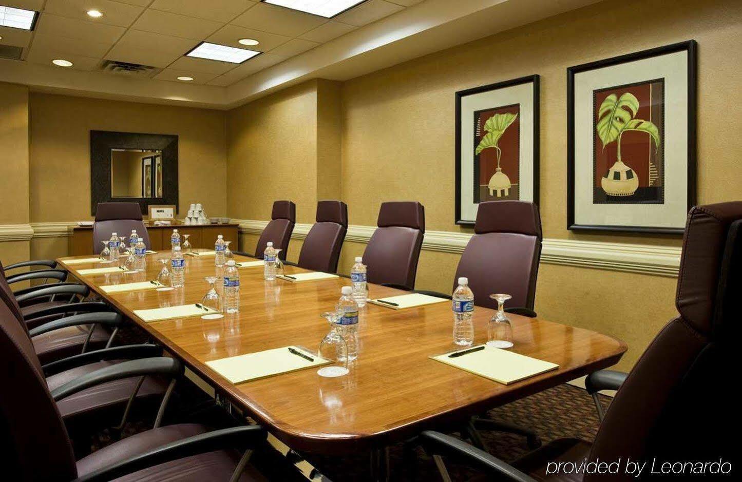 Doubletree By Hilton Hotel Tallahassee Bagian luar foto